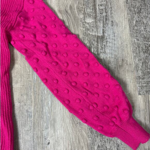 Vince Camuto Hot Pink Textured Dot Sleeve Sweater Women’s Size Small - Picture 5 of 12